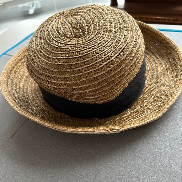 Eric Javitz Straw Packable Sun Hat Woven with Black Bow Band - Picture 2 of 10